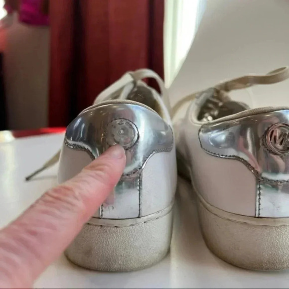 Michael Kors Jet Set 6 Sneaker - Picture 8 of 10